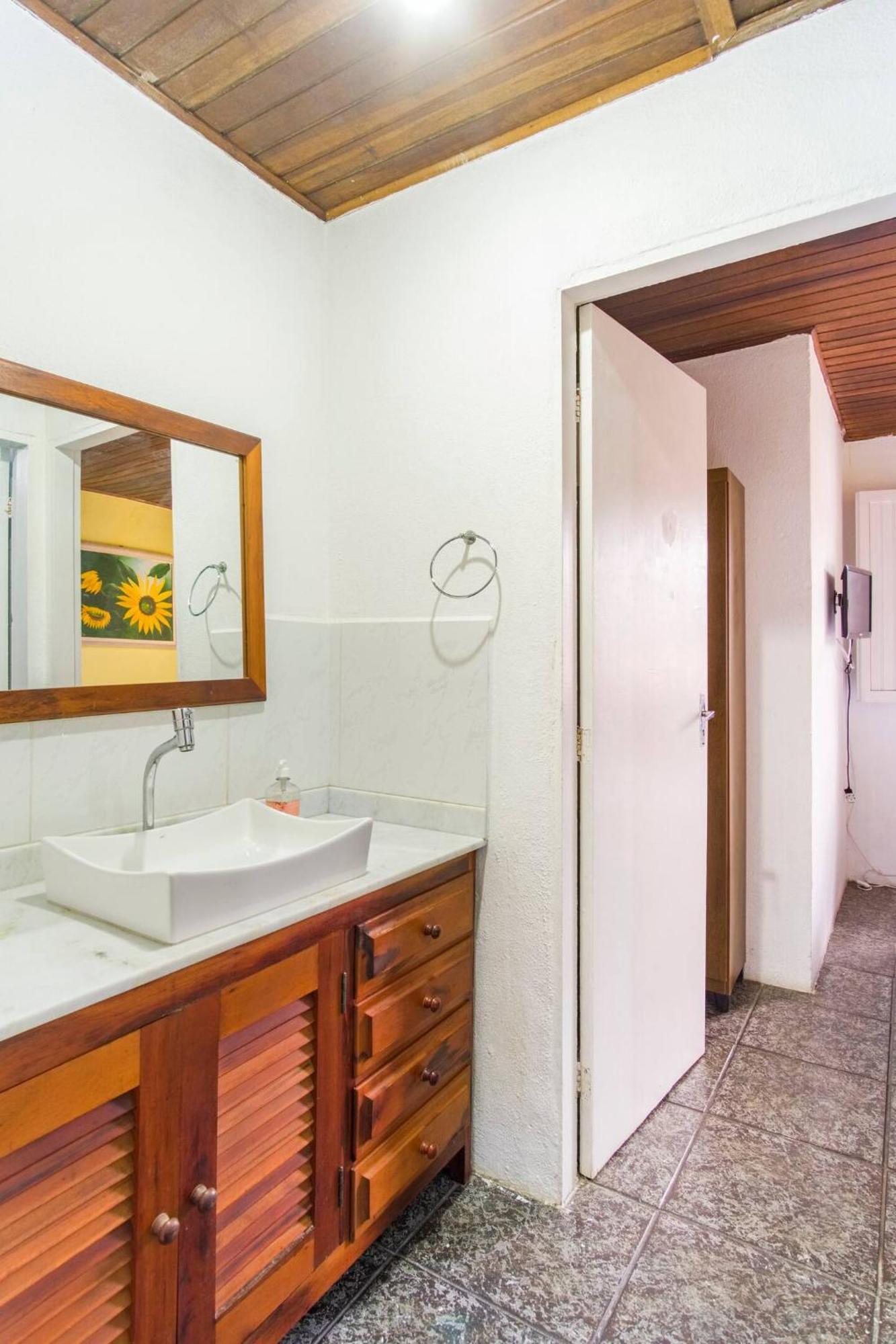 Casa Bromelia, A 15 Minutos A Pe Do Centro Historico! Villa Araquari Dış mekan fotoğraf
